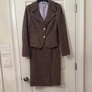 Women's Brown Tweed Jacket & Skirt Set Sz 42 (US6) Jacket & Sz 40 (US4) Skirt
